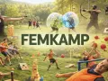 Femkamp med roliga aktiviteter som pilbåge, dragkamp och bollkastning. Perfekta tips på femkamp för en aktiv dag!